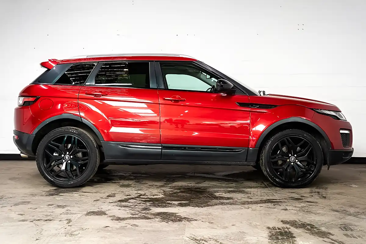 Used 2016 Land Rover Range Rover Evoque Se Tech Red - Interior and Exterior details 13