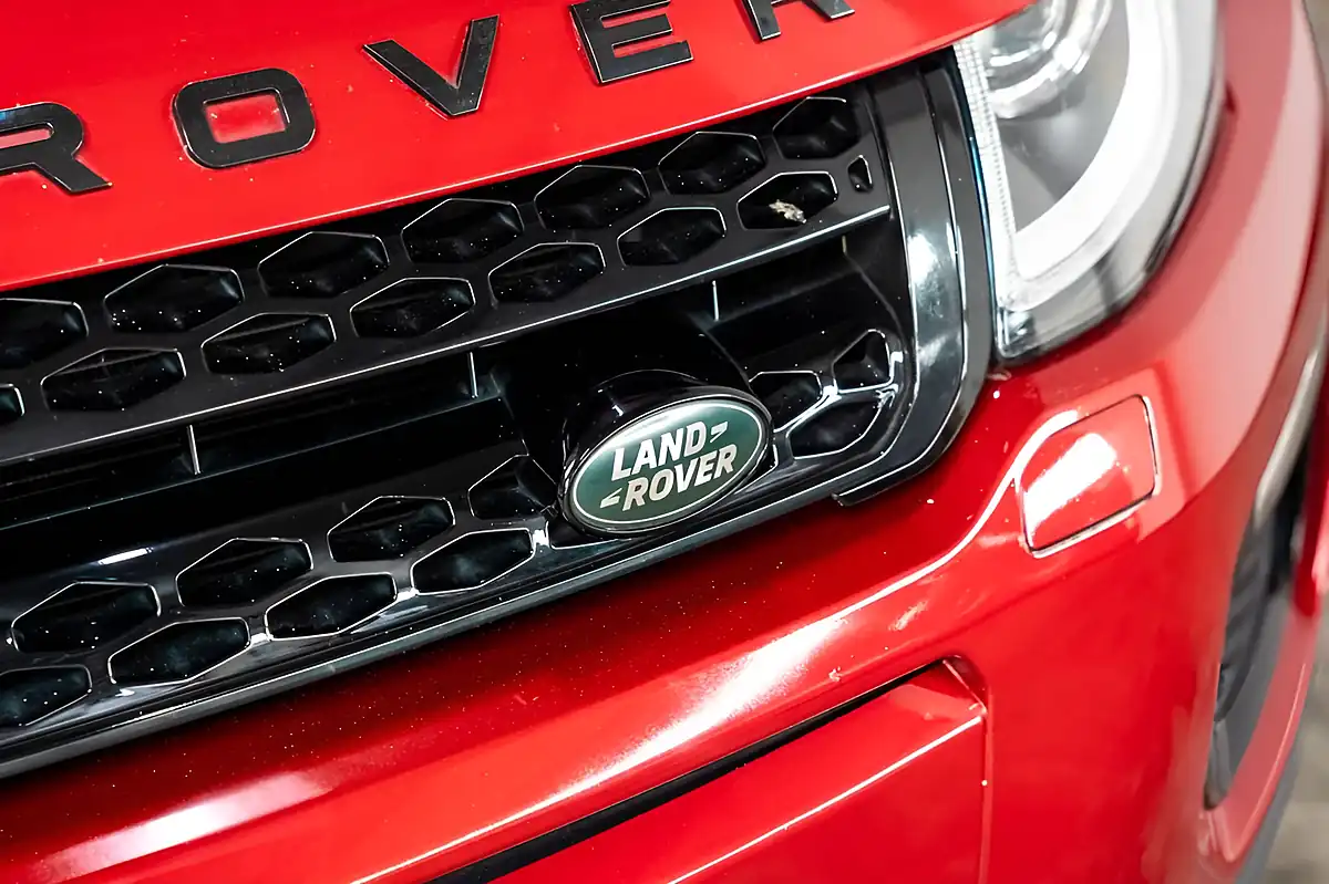 Used 2016 Land Rover Range Rover Evoque Se Tech Red - Interior and Exterior details 19
