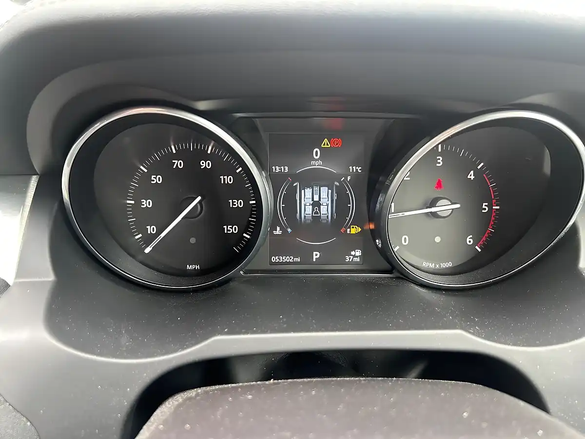 Used 2016 Land Rover Range Rover Evoque Se Tech Red - Interior and Exterior details 10