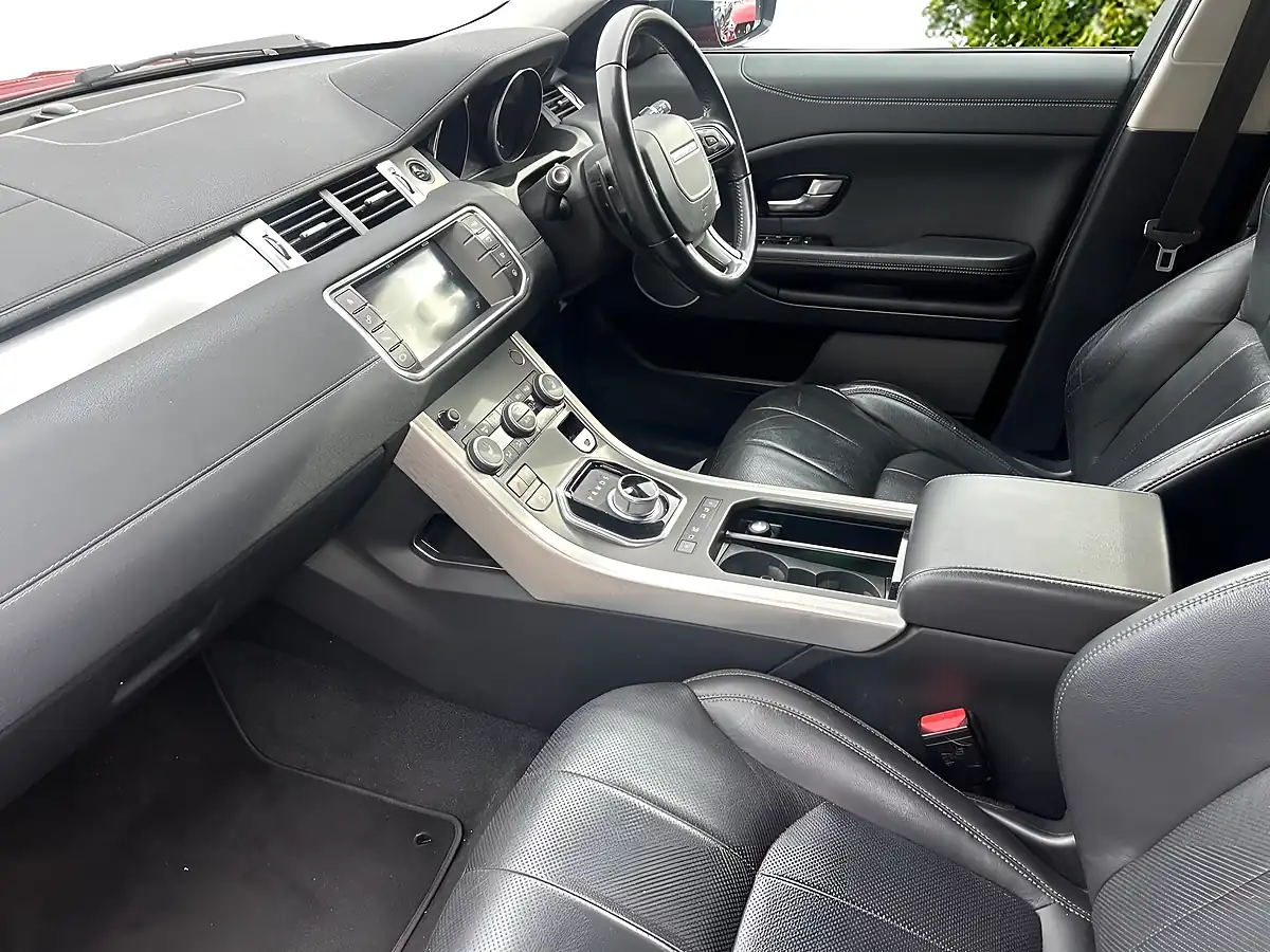 Used 2016 Land Rover Range Rover Evoque Se Tech Red - Interior and Exterior details 12