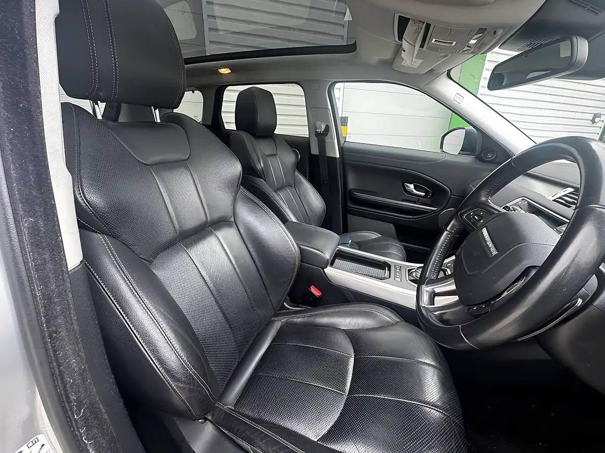Used 2016 Land Rover Range Rover Evoque Se Tech Silver - Interior and Exterior details 7