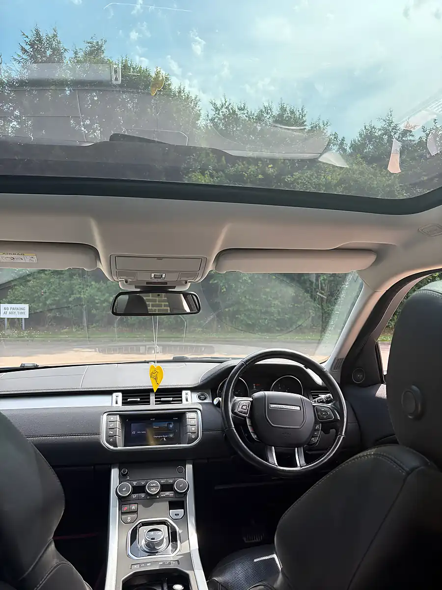 Used 2016 Land Rover Range Rover Evoque Se Tech Silver - Interior and Exterior details 11