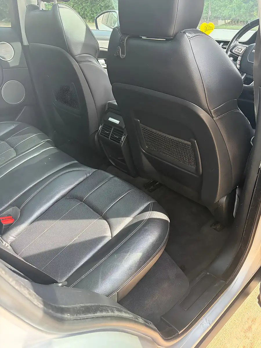 Used 2016 Land Rover Range Rover Evoque Se Tech Silver - Interior and Exterior details 9