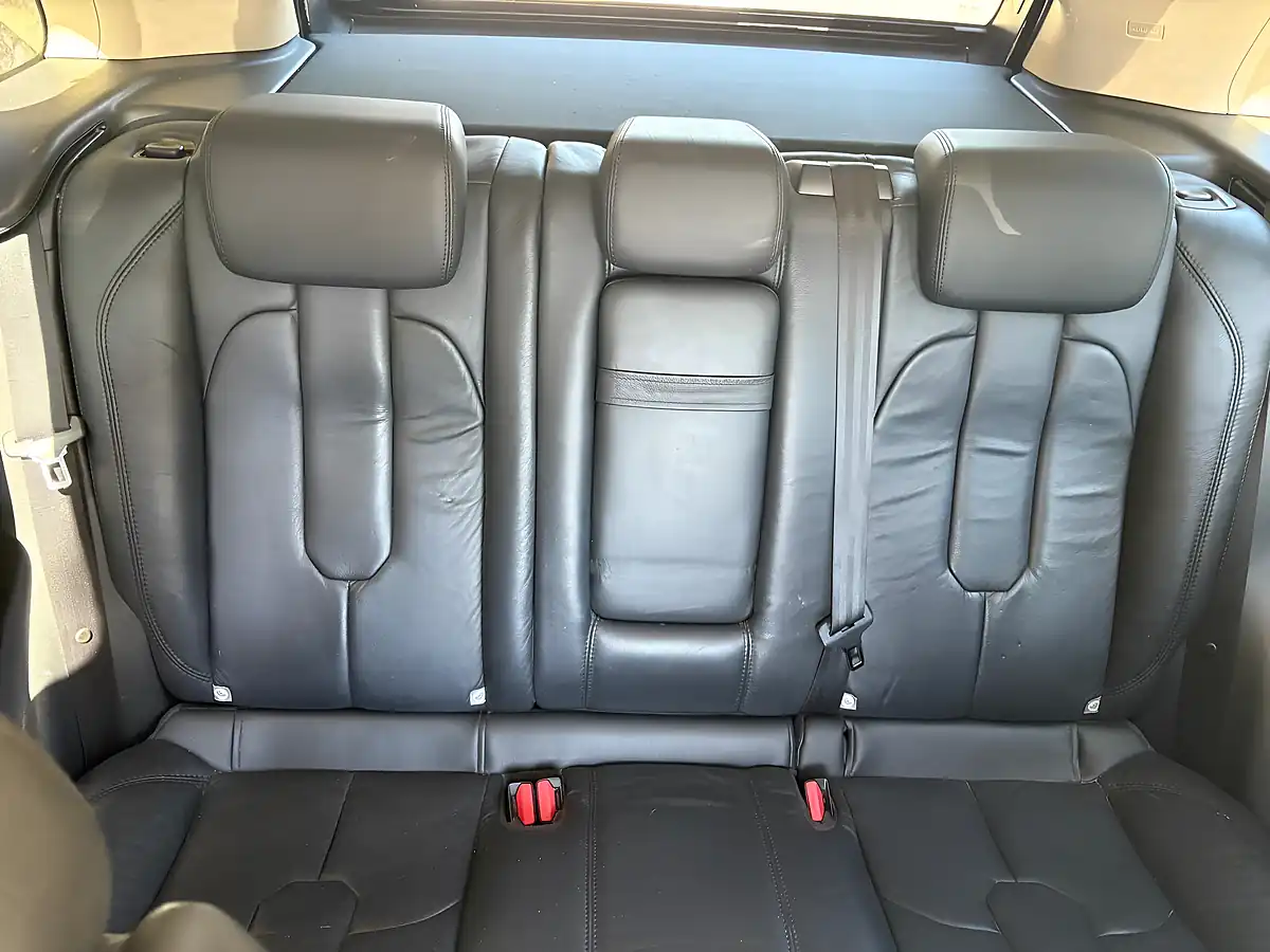 Used 2016 Land Rover Range Rover Evoque Se White - Interior and Exterior details 13