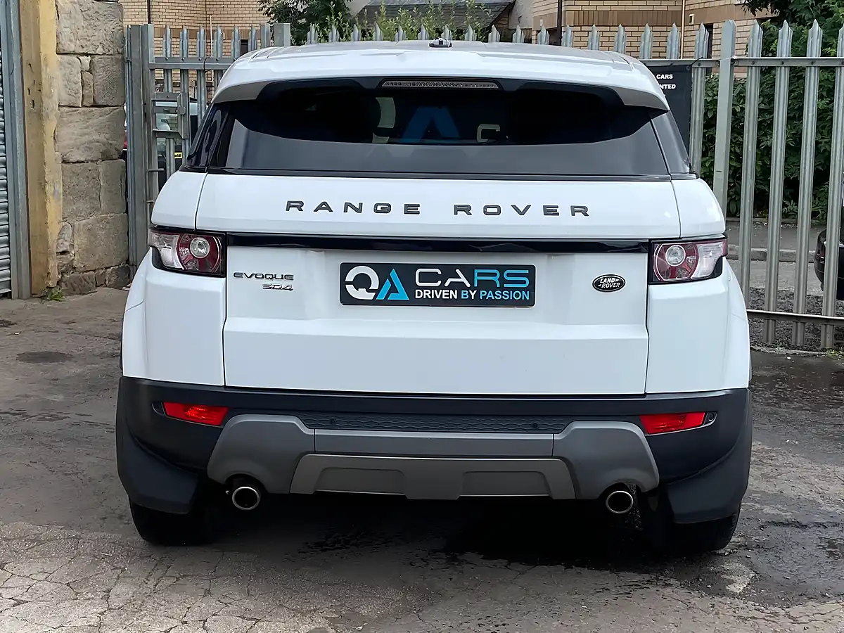 Used 2016 Land Rover Range Rover Evoque Se White - Interior and Exterior details 6