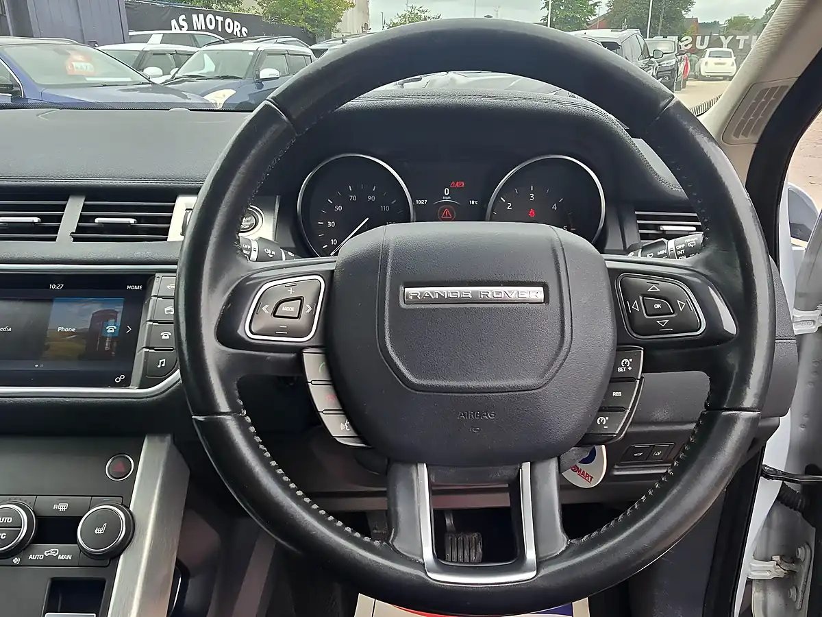 Used 2016 Land Rover Range Rover Evoque Se White - Interior and Exterior details 9