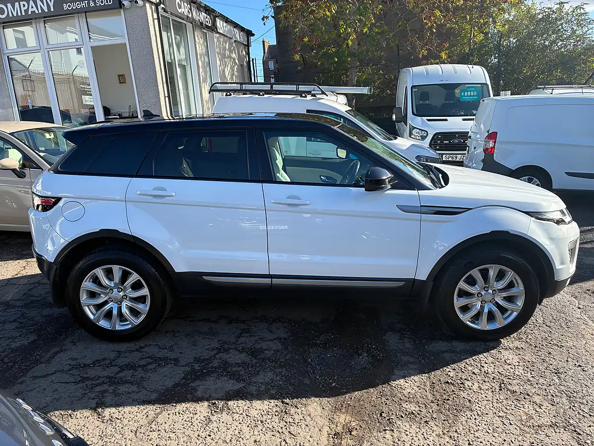 Used 2016 Land Rover Range Rover Evoque Se White - Interior and Exterior details 2