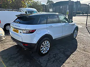 Used 2016 Land Rover Range Rover Evoque Se White - Interior and Exterior details 3