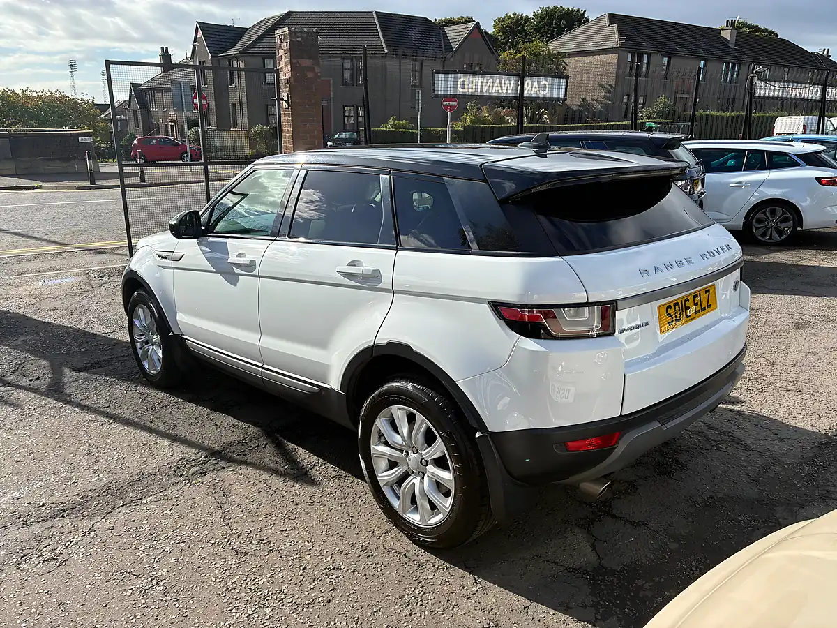 Used 2016 Land Rover Range Rover Evoque Se White - Interior and Exterior details 8