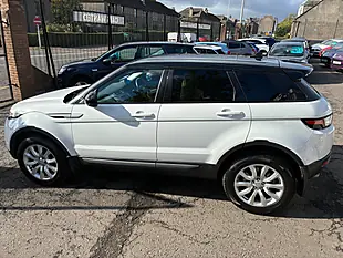 Used 2016 Land Rover Range Rover Evoque Se White - Interior and Exterior details 9