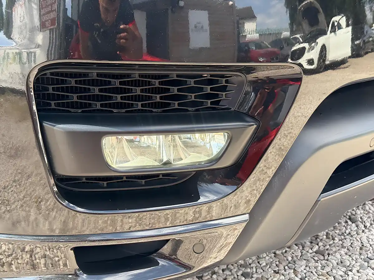 Used 2016 Land Rover Range Rover Sport Autobiography Dynamic Black - Interior and Exterior details 17