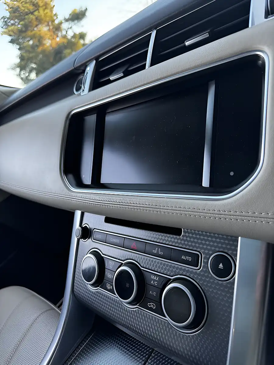 Used 2016 Land Rover Range Rover Sport Autobiography Dynamic Firenze Red Metallic - Interior and Exterior details 15