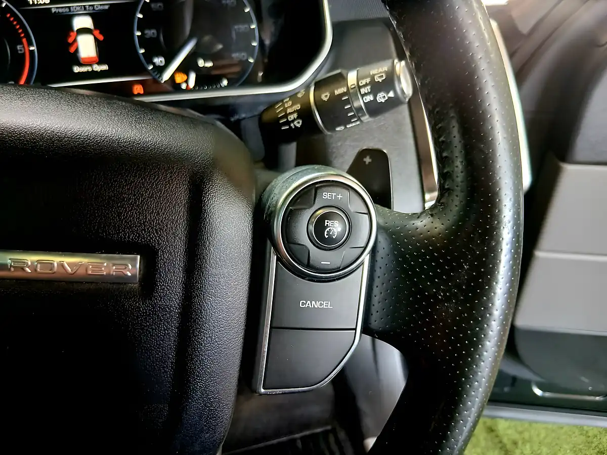 Used 2016 Land Rover Range Rover Sport Hse Black - Interior and Exterior details 11