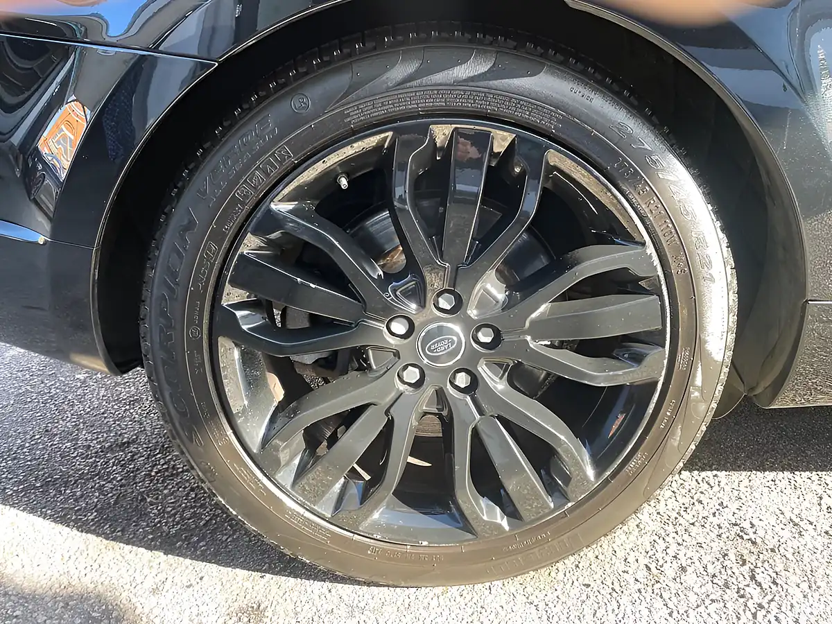 Used 2016 Land Rover Range Rover Sport Hse Black - Interior and Exterior details 6