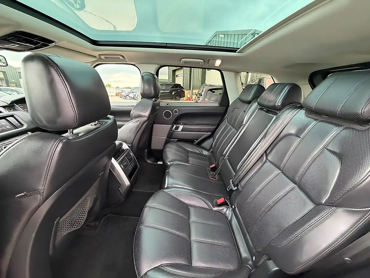 Used 2016 Land Rover Range Rover Sport Hse Dynamic Black - Interior and Exterior details 16