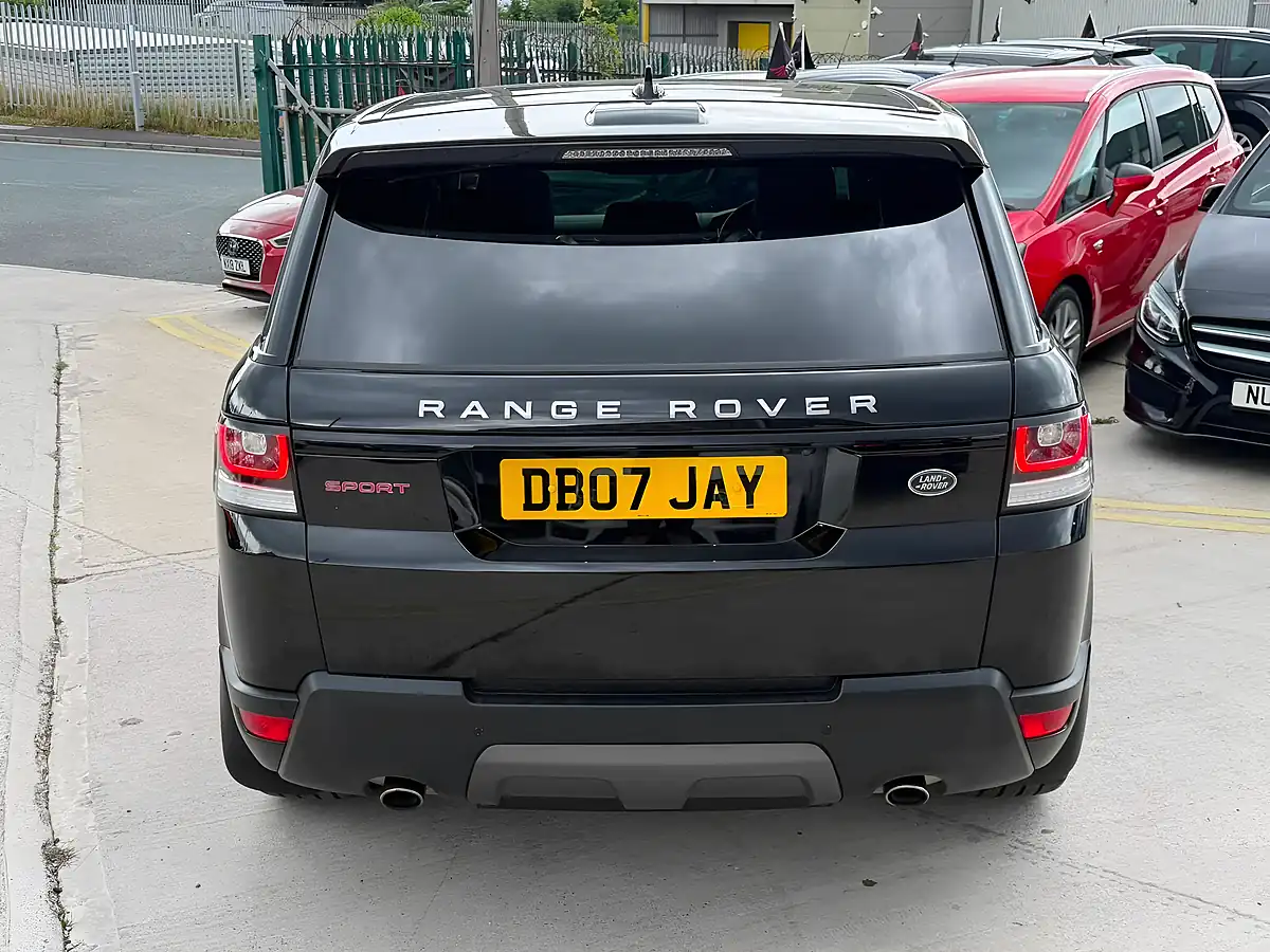 Used 2016 Land Rover Range Rover Sport Hse Dynamic Black - Interior and Exterior details 9