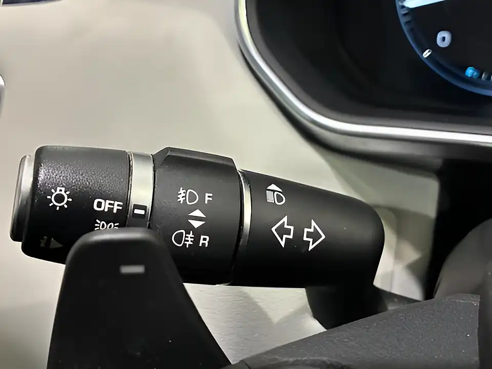 Used 2016 Land Rover Range Rover Sport Hse Dynamic Black - Interior and Exterior details 14