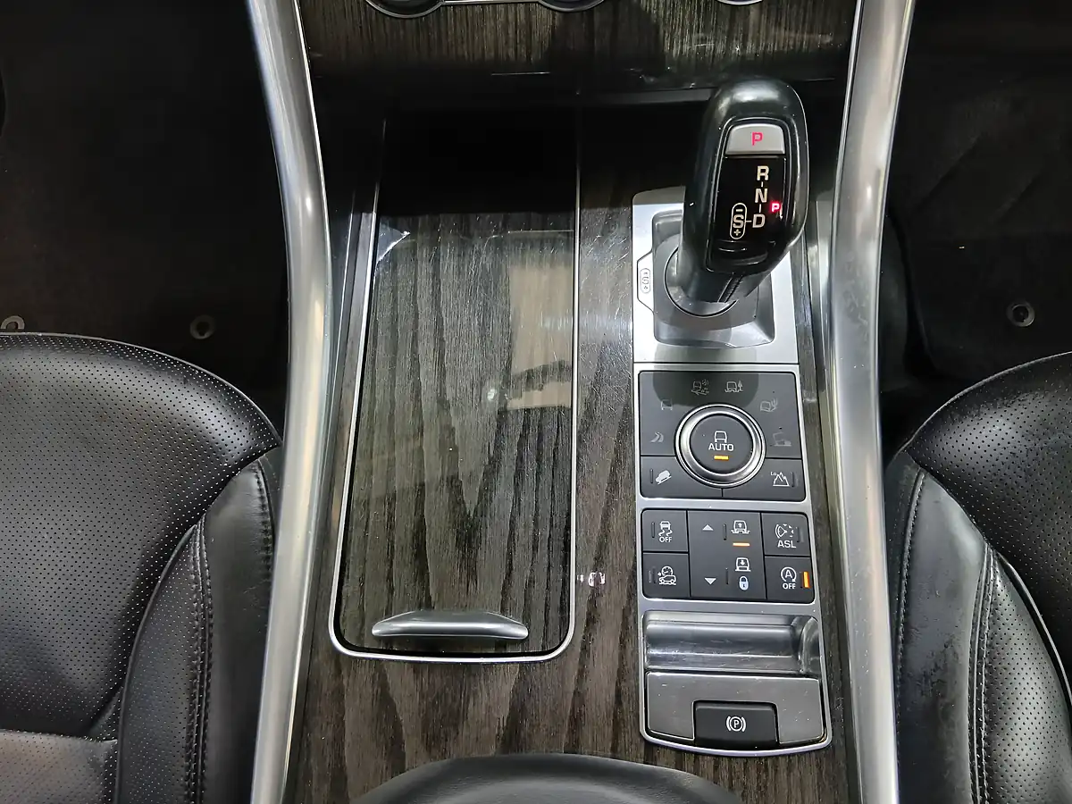Used 2016 Land Rover Range Rover Sport Hse Dynamic Black - Interior and Exterior details 17