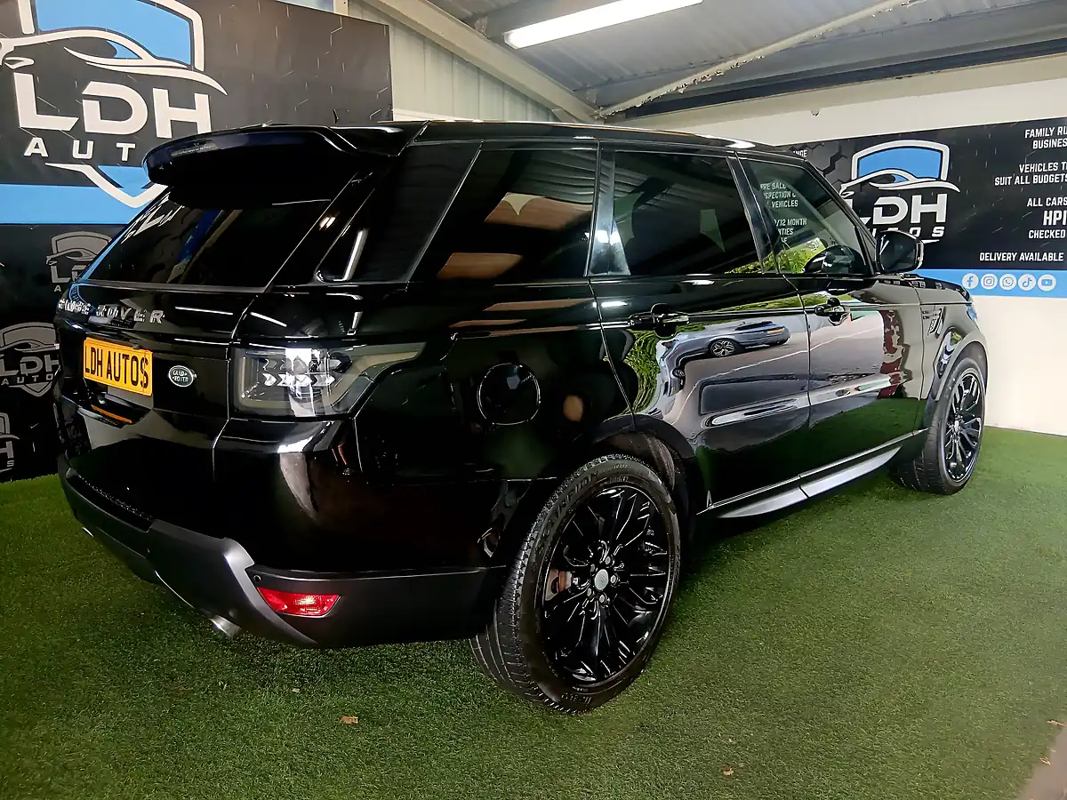 Used 2016 Land Rover Range Rover Sport Hse Dynamic Black - Interior and Exterior details 3