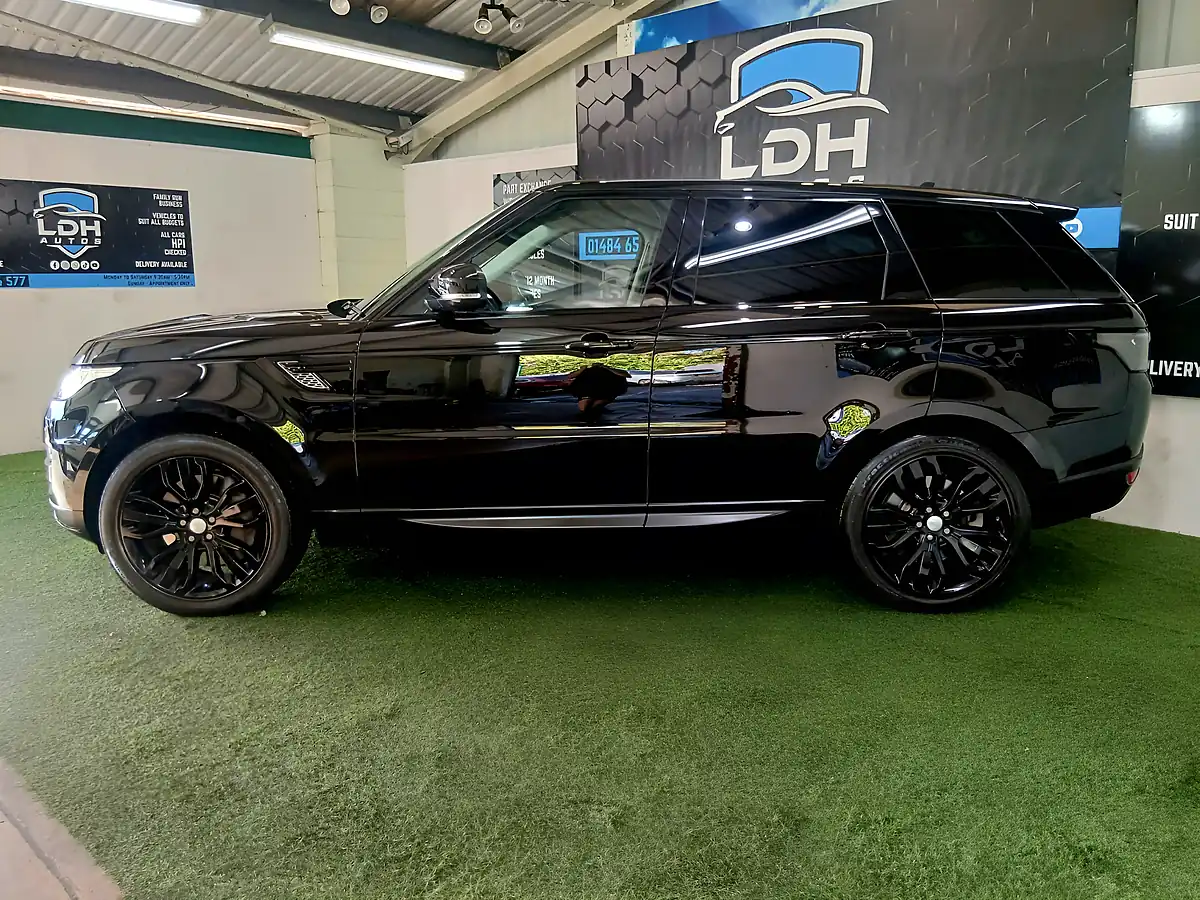 Used 2016 Land Rover Range Rover Sport Hse Dynamic Black - Interior and Exterior details 5