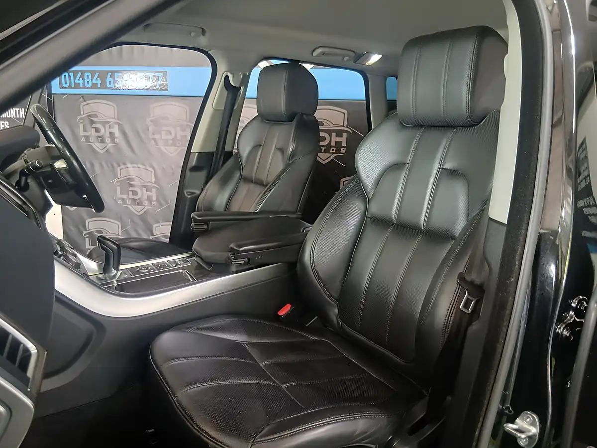 Used 2016 Land Rover Range Rover Sport Hse Dynamic Black - Interior and Exterior details 9