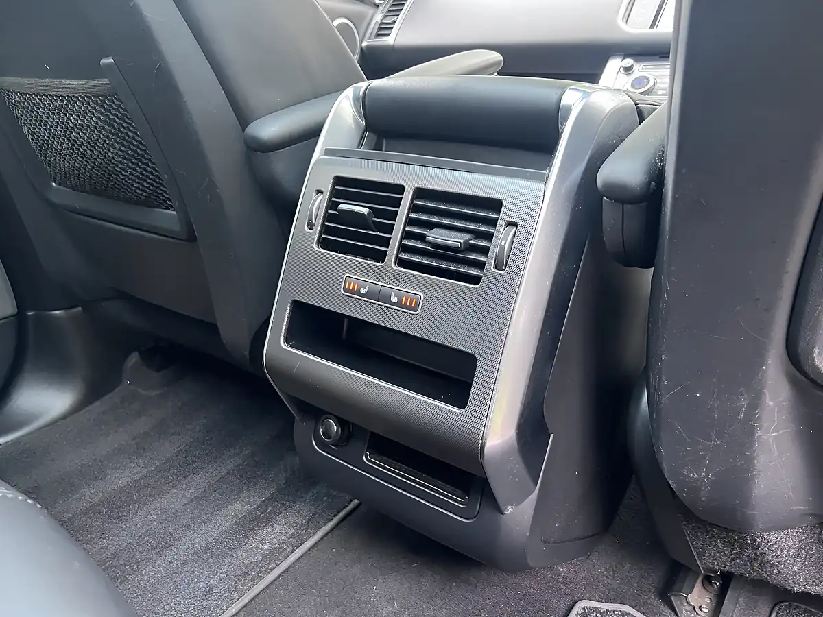 Used 2016 Land Rover Range Rover Sport Hse Dynamic Black - Interior and Exterior details 17
