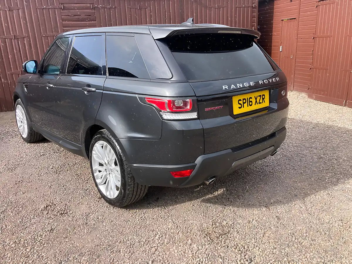 Used 2016 Land Rover Range Rover Sport Hse Dynamic Grey - Interior and Exterior details 4