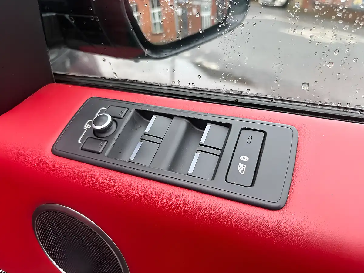 Used 2016 Land Rover Range Rover Sport Hse Dynamic Grey - Interior and Exterior details 16
