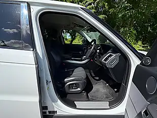 Used 2016 Land Rover Range Rover Sport Hse White - Interior and Exterior details 10