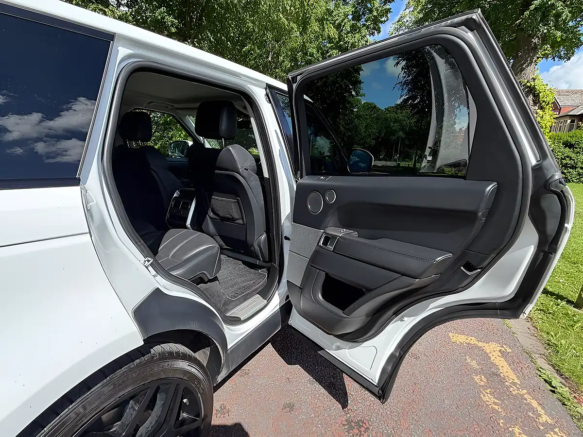 Used 2016 Land Rover Range Rover Sport Hse White - Interior and Exterior details 13