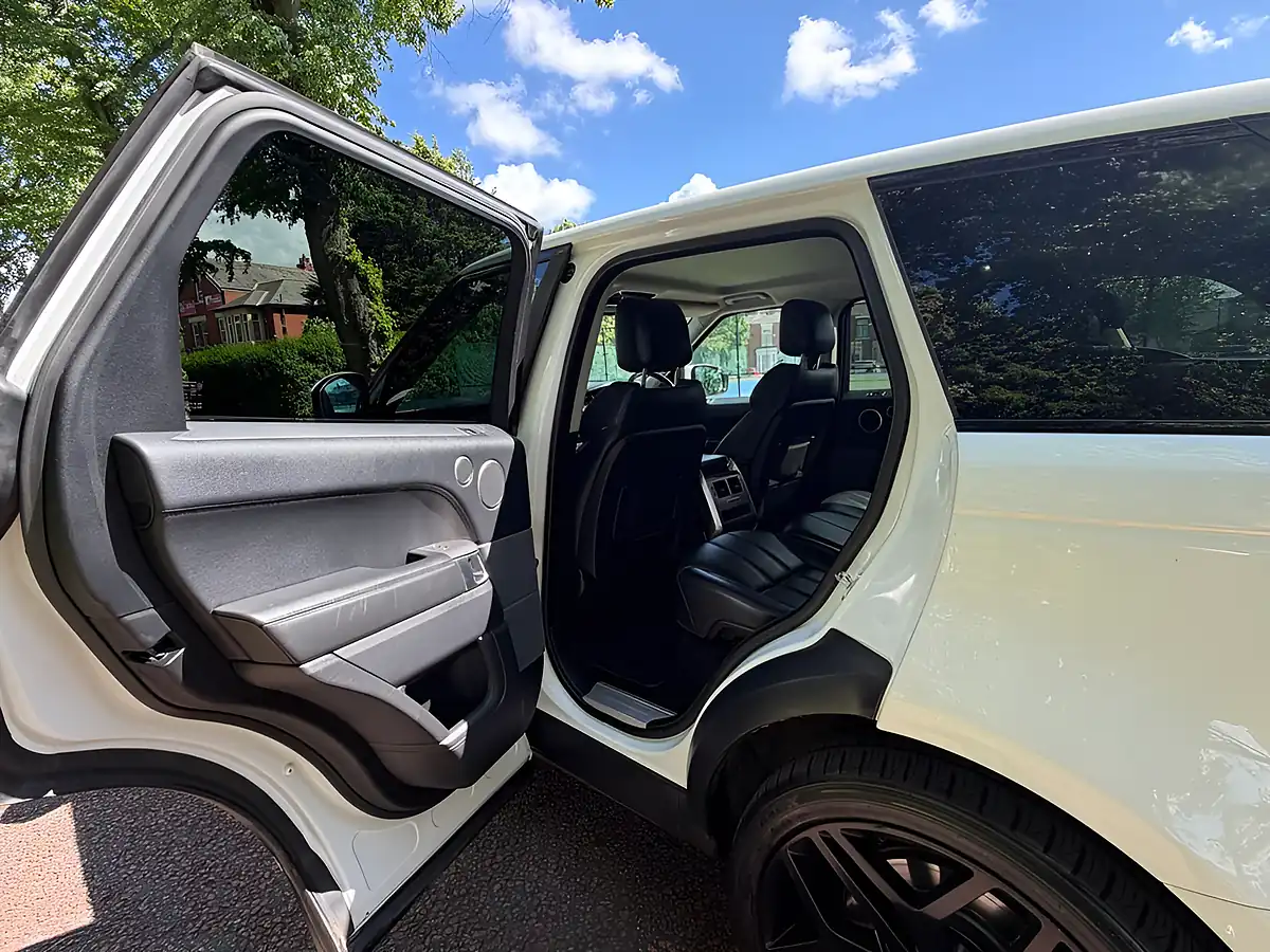 Used 2016 Land Rover Range Rover Sport Hse White - Interior and Exterior details 16