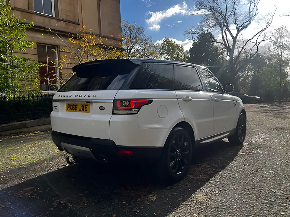 Used 2016 Land Rover Range Rover Sport Hse White - Interior and Exterior details 6
