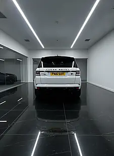 Used 2016 Land Rover Range Rover Sport Svr White - Interior and Exterior details 10
