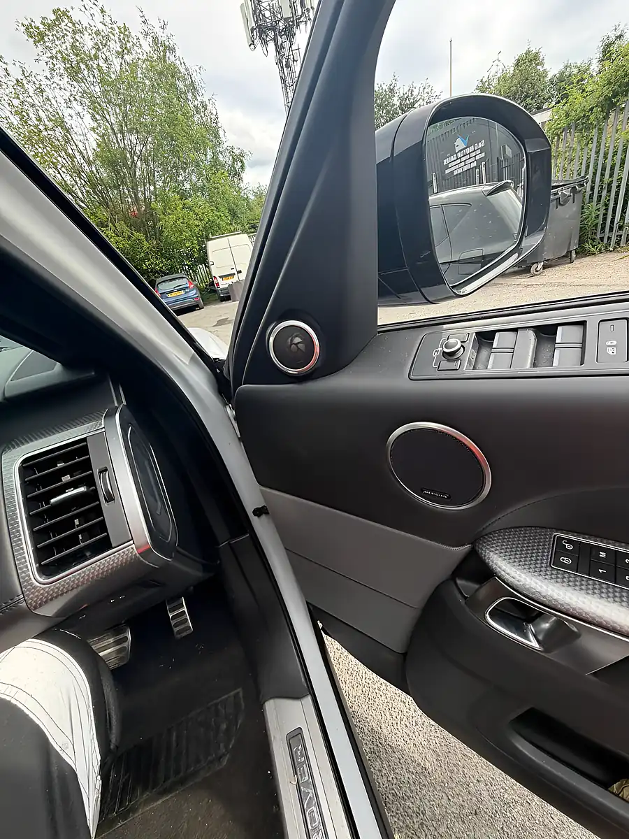 Used 2016 Land Rover Range Rover Sport Svr White - Interior and Exterior details 18