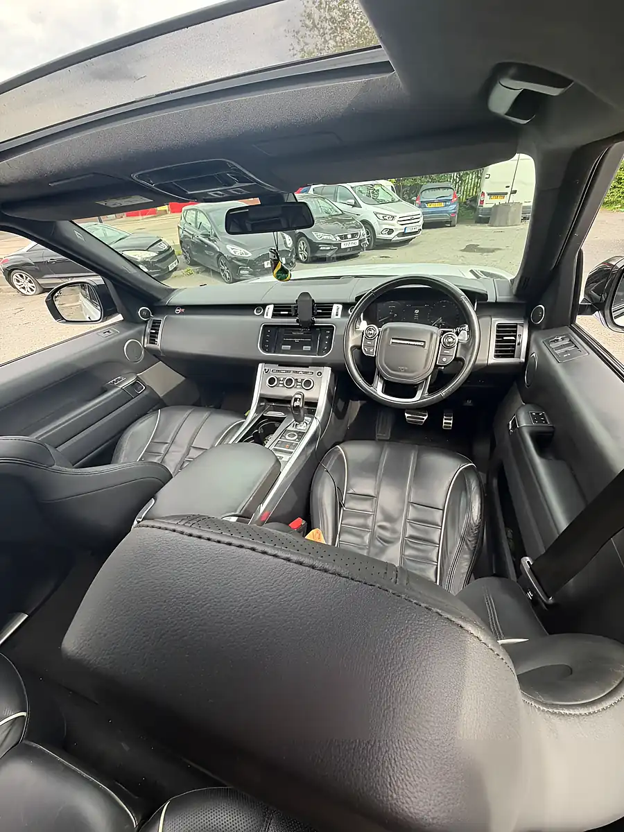 Used 2016 Land Rover Range Rover Sport Svr White - Interior and Exterior details 19