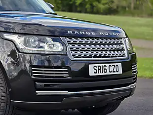Used 2016 Land Rover Range Rover Vogue Se Black - Interior and Exterior details 8