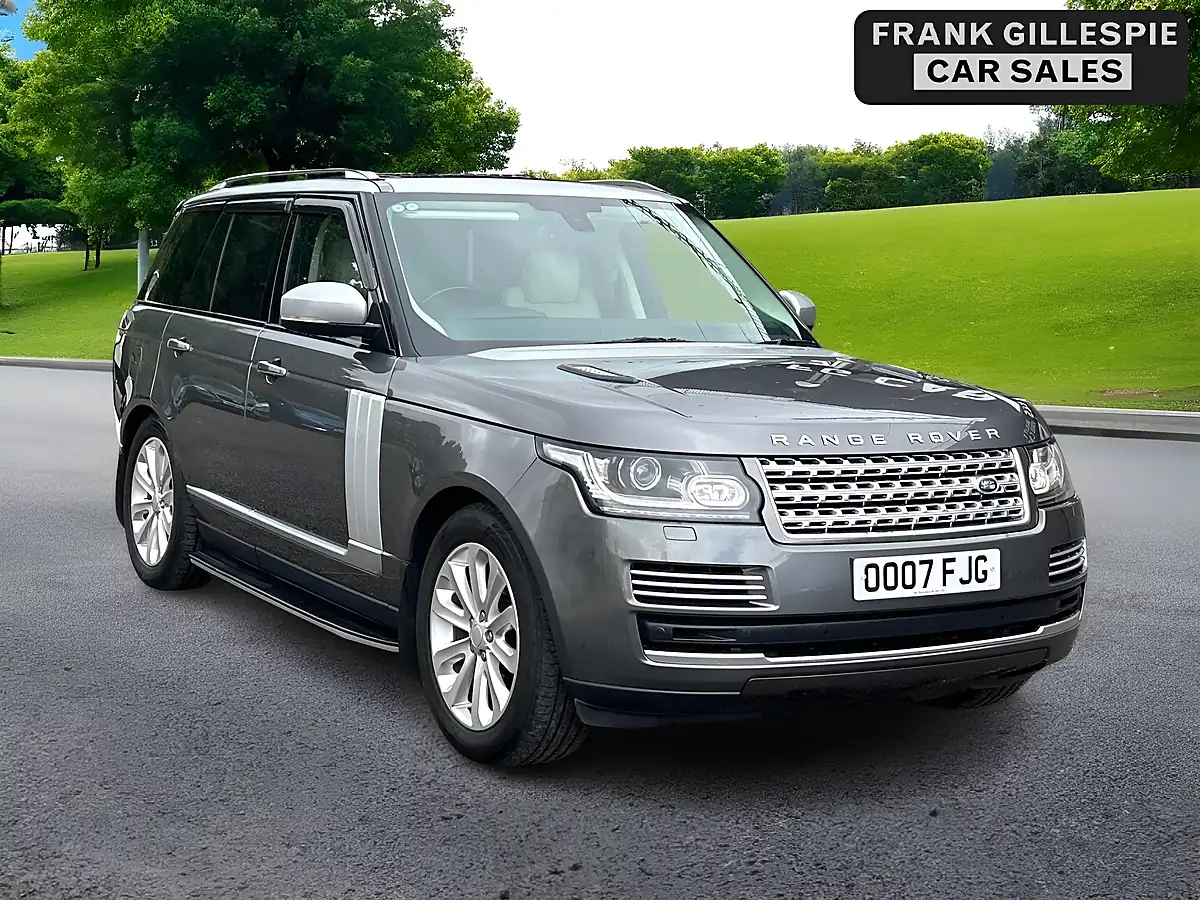 Used 2016 Land Rover Range Rover Vogue Se Grey - Interior and Exterior details 3