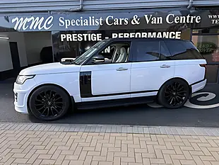 Used 2016 Land Rover Range Rover Vogue Se White - Interior and Exterior details 3