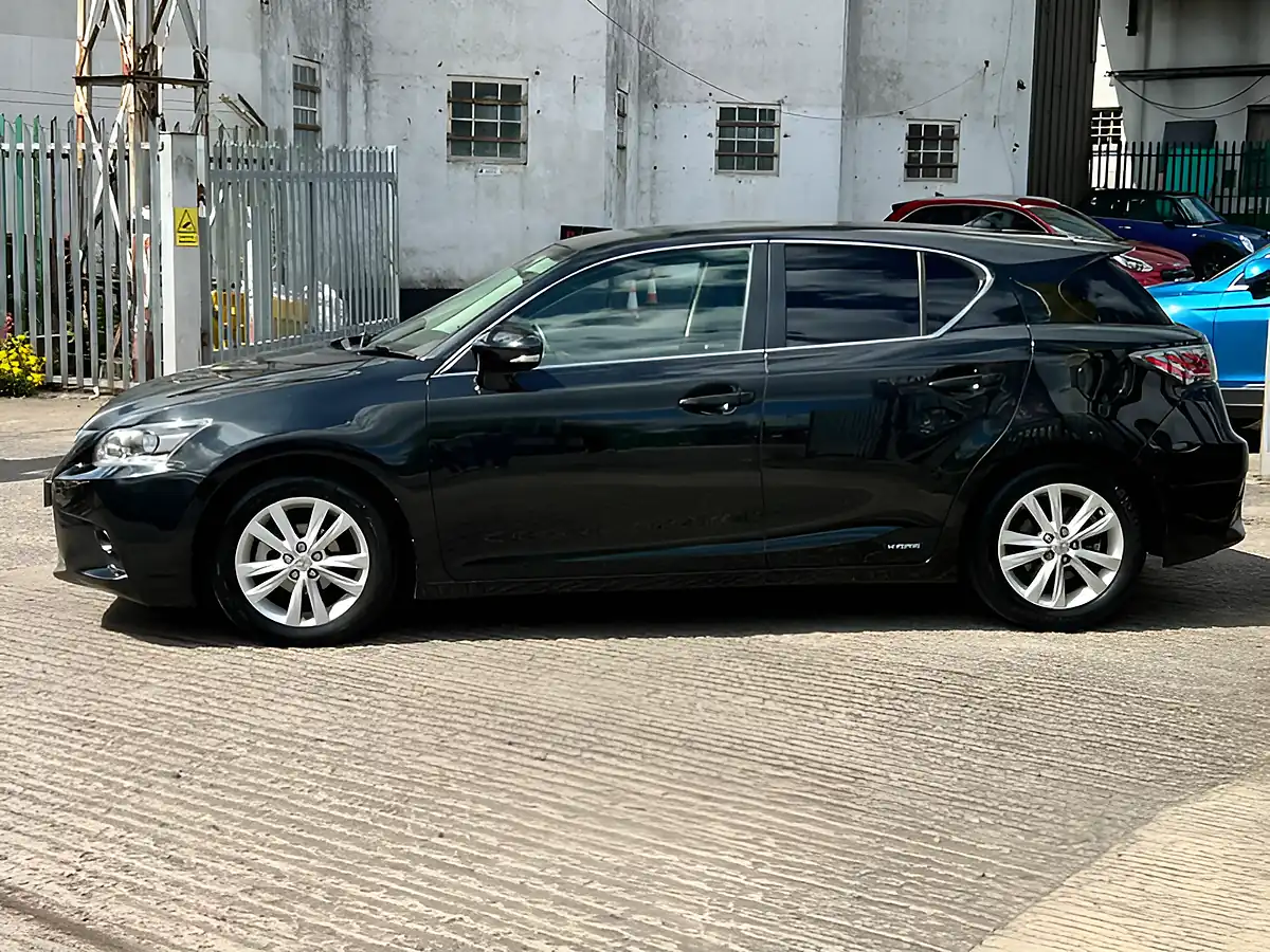 Used 2016 Lexus Ct Se Black - Interior and Exterior details 10