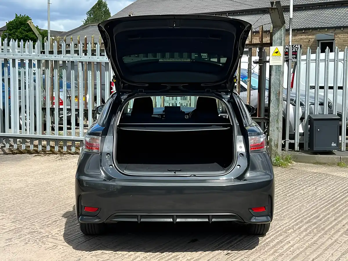 Used 2016 Lexus Ct Se Black - Interior and Exterior details 12