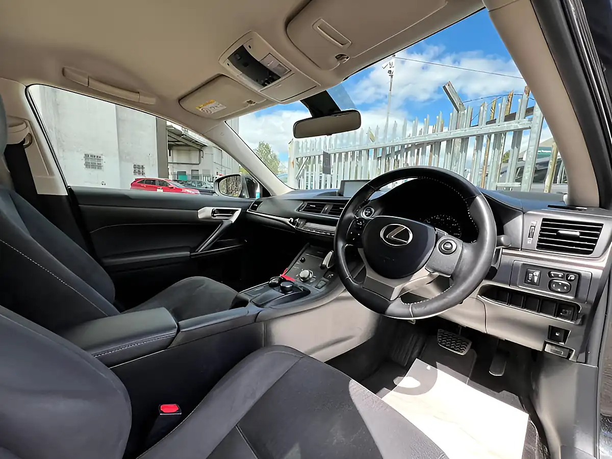 Used 2016 Lexus Ct Se Black - Interior and Exterior details 14