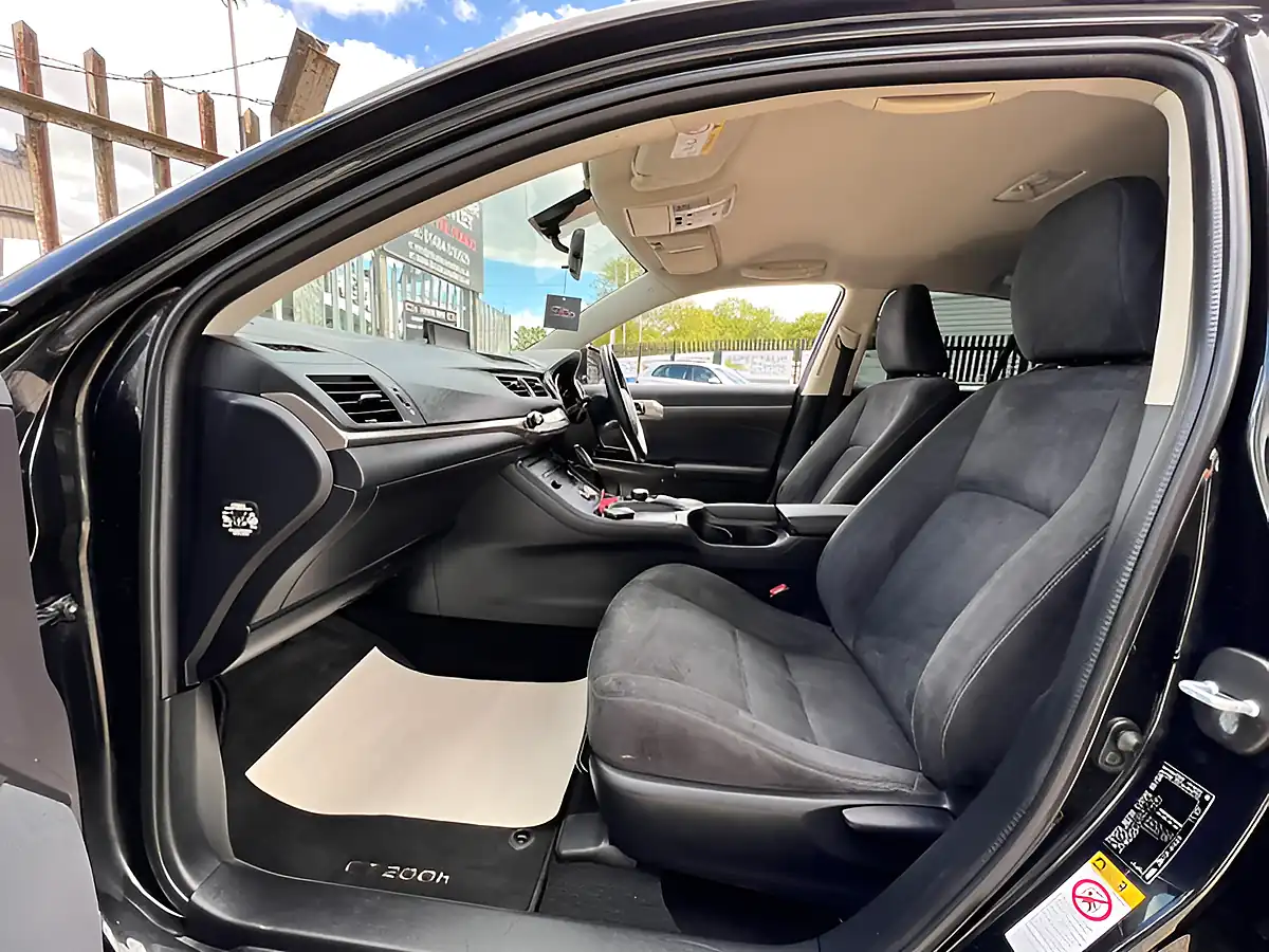 Used 2016 Lexus Ct Se Black - Interior and Exterior details 18