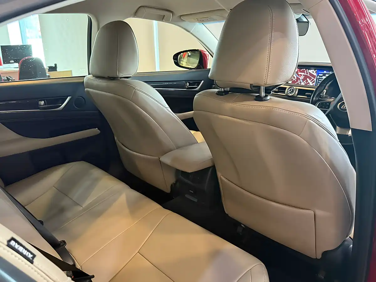 Used 2016 Lexus Gs Executive Edition Red - Interior and Exterior details 12