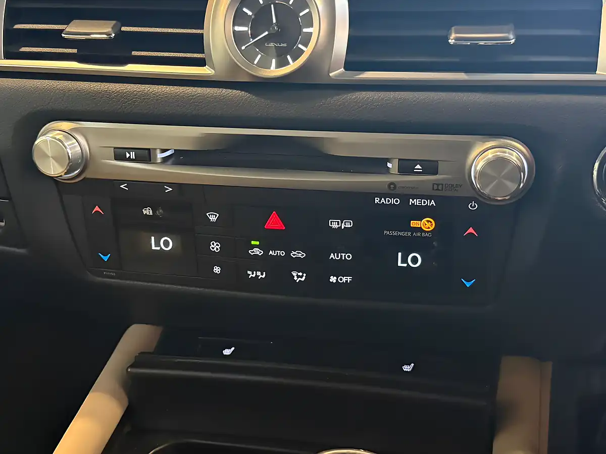 Used 2016 Lexus Gs Executive Edition Red - Interior and Exterior details 17