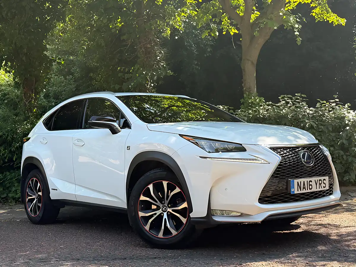 Used 2016 Lexus Nx F Sport White - Front View