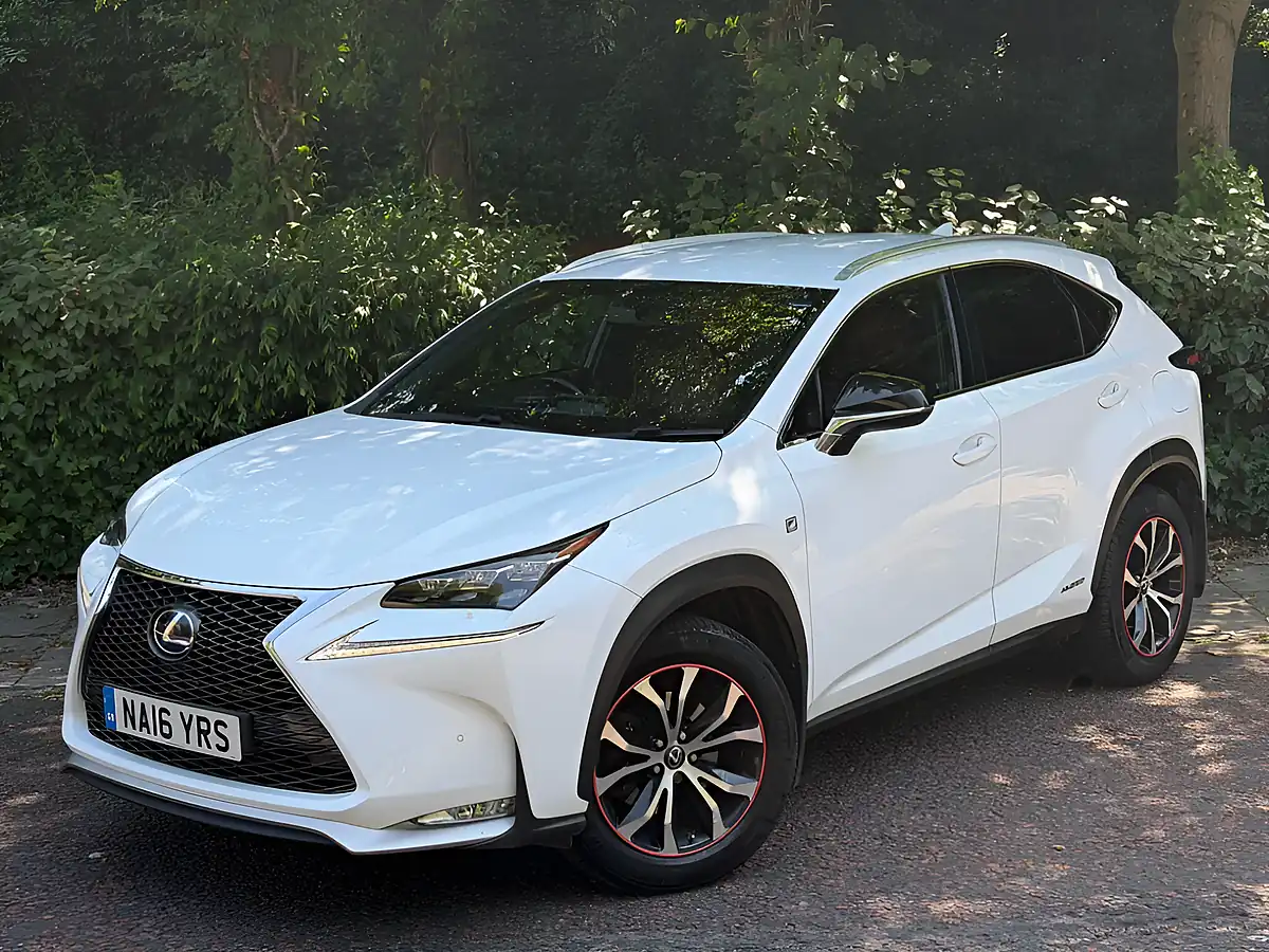 Used 2016 Lexus Nx F Sport White - Interior and Exterior details 7