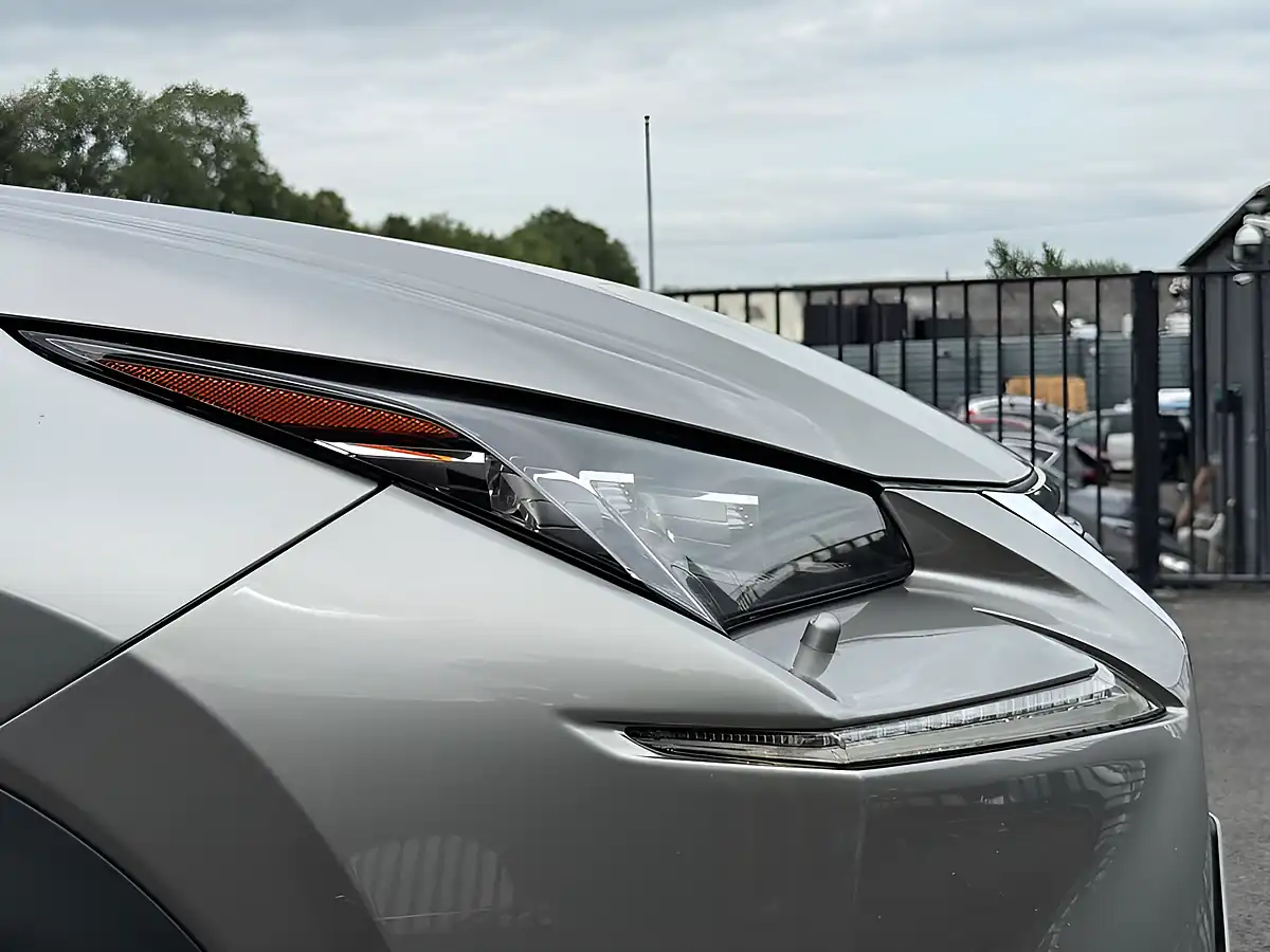 Used 2016 Lexus Nx Premier Silver - Interior and Exterior details 19