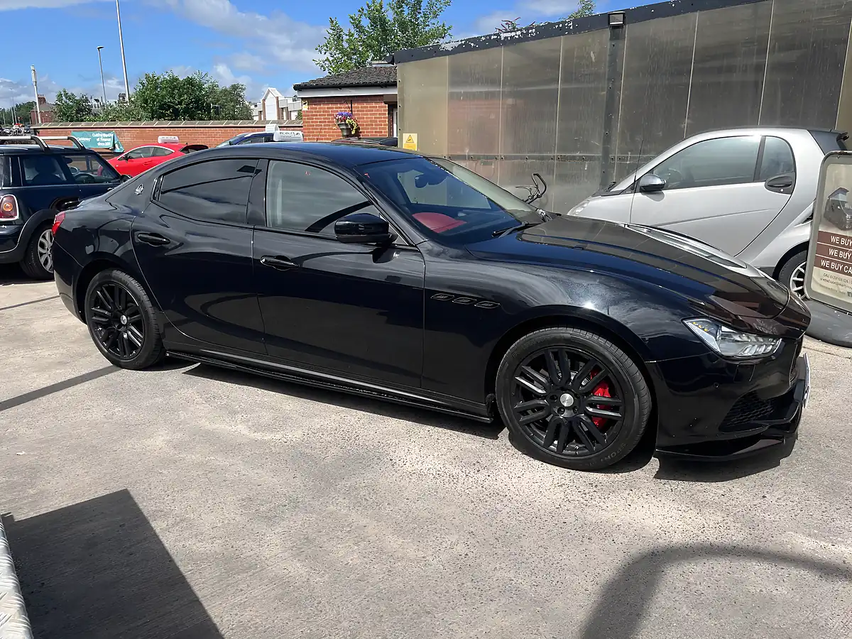 Used 2016 Maserati Ghibli Saloon Black - Interior and Exterior details 7