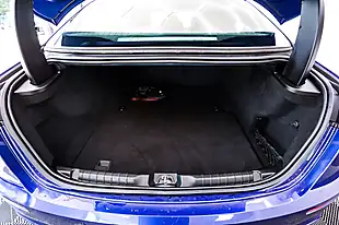 Used 2016 Maserati Ghibli Saloon Blue - Interior and Exterior details 19