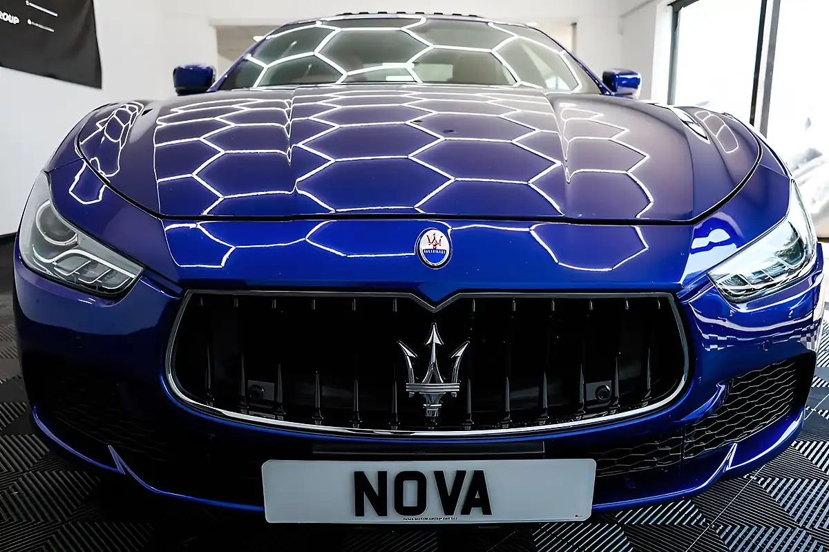 Used 2016 Maserati Ghibli Saloon Blue - Interior and Exterior details 8